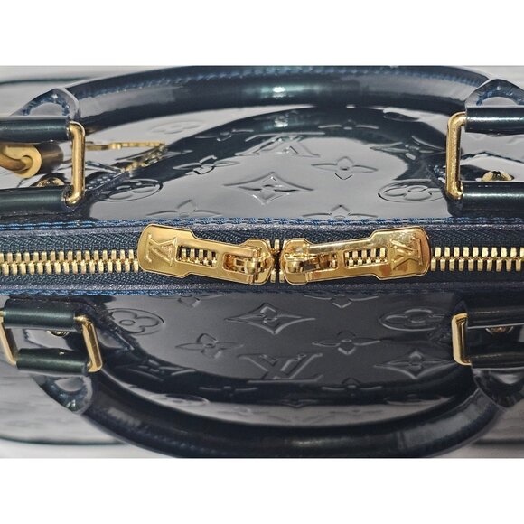 LOUIS VUITTON Alma GM Vernis Patent Monogram Green Bag Large Tote Satchel Bag LV - Picture 8 of 16
